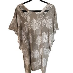 Womens tribal Resort , cruise dress /top Dolman sleeves statement  back  size L